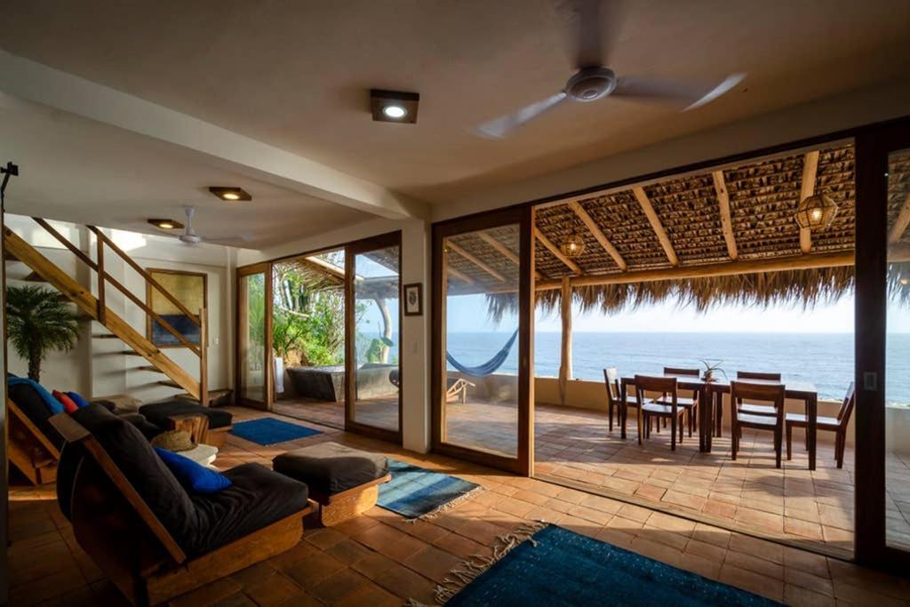 Lazuli Cielo - Beachfront Loft ซานอากุสตีนีโย ภายนอก รูปภาพ